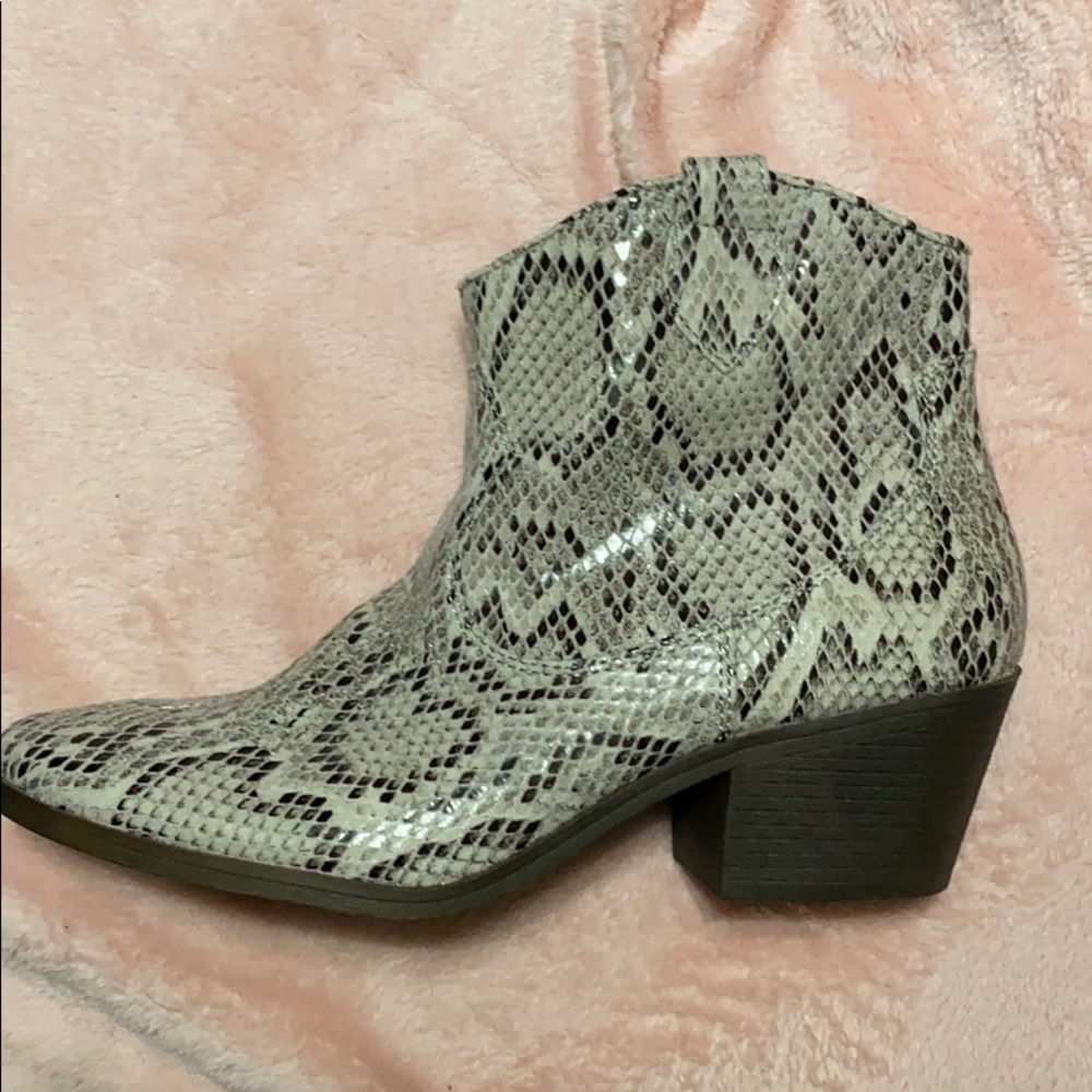 Rampage snakeskin booties